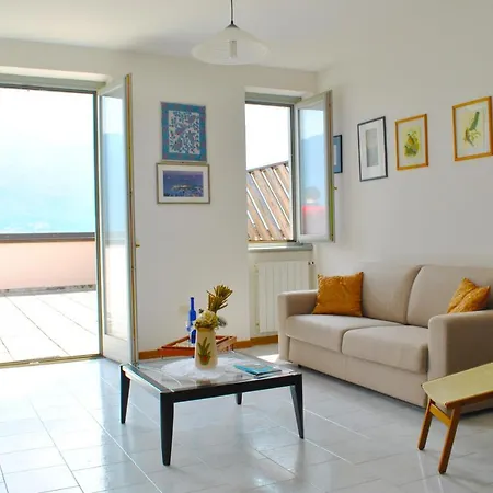 Loft With Big Terrace Lake View Апартаменты Сала-Комачина